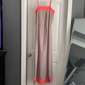 Gorgeous maxi dress!